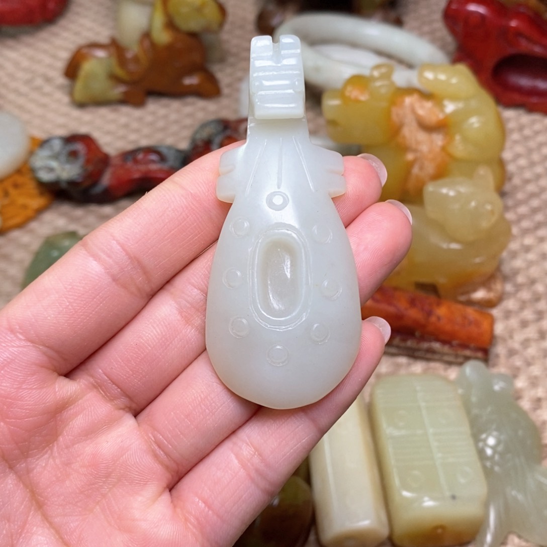 白玉菩提吊坠白玉菩提白玉菩提摆件