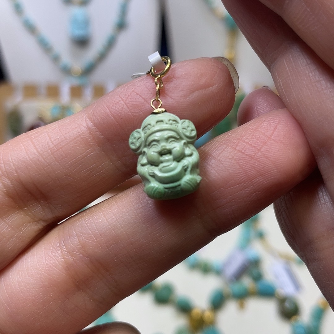绿松石18K金镶嵌吊坠