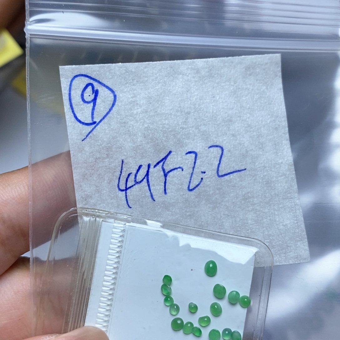 定制翡翠未镶嵌不