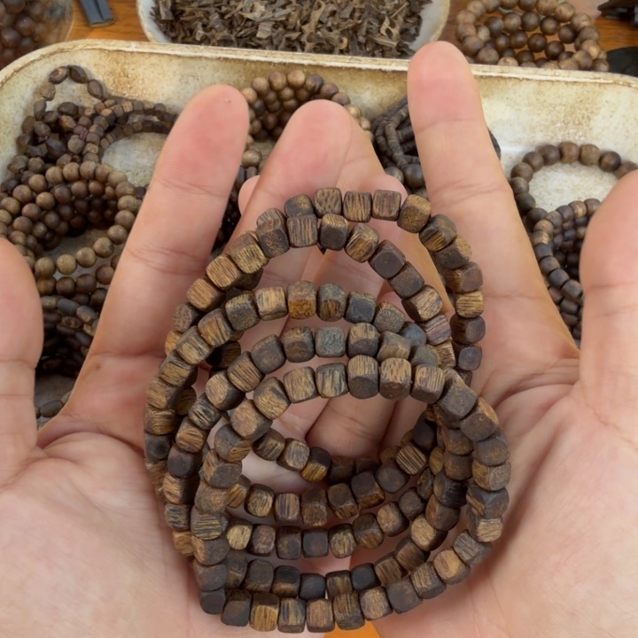 沉香碎屑沉香单圈方糖多样性发一条