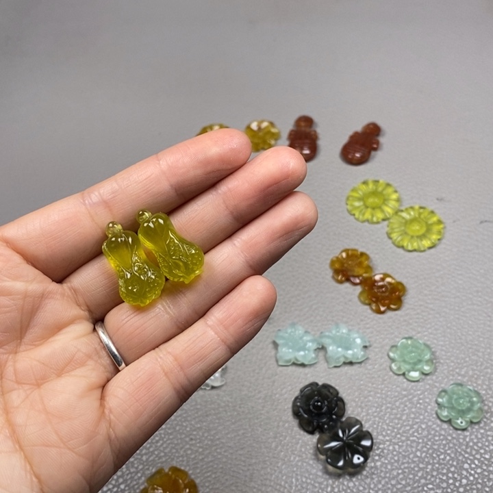 蛇纹石玉未镶嵌挂件耳饰耳环项链
