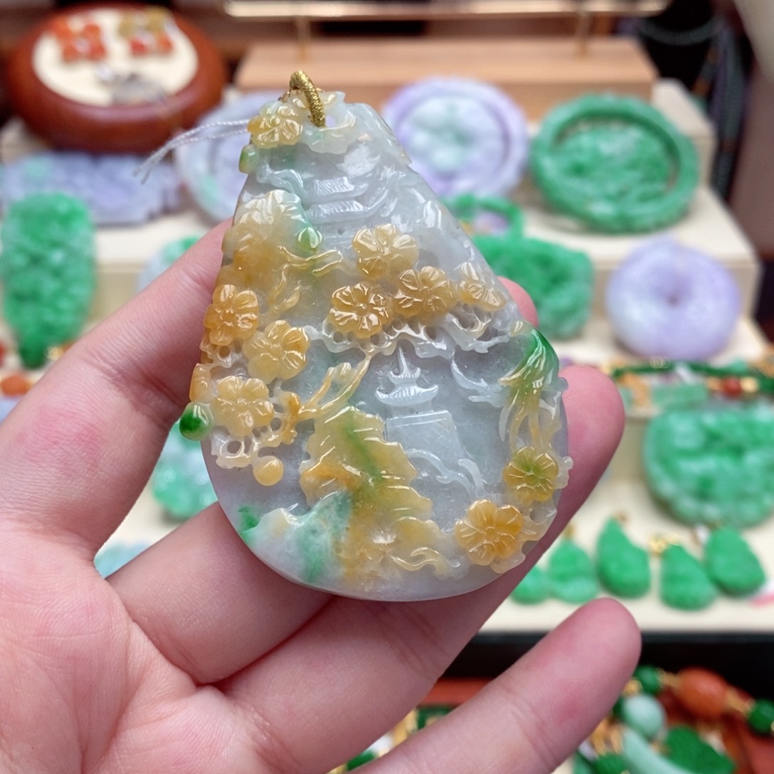 颈饰未镶嵌翡翠翡翠