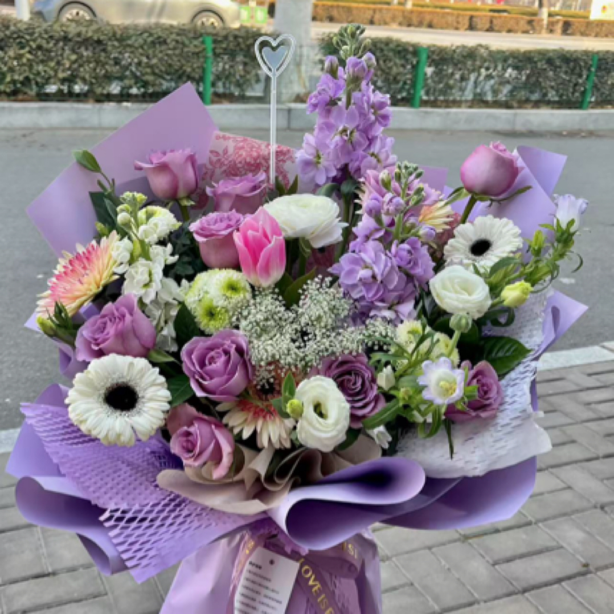 紫色系混搭花束哦