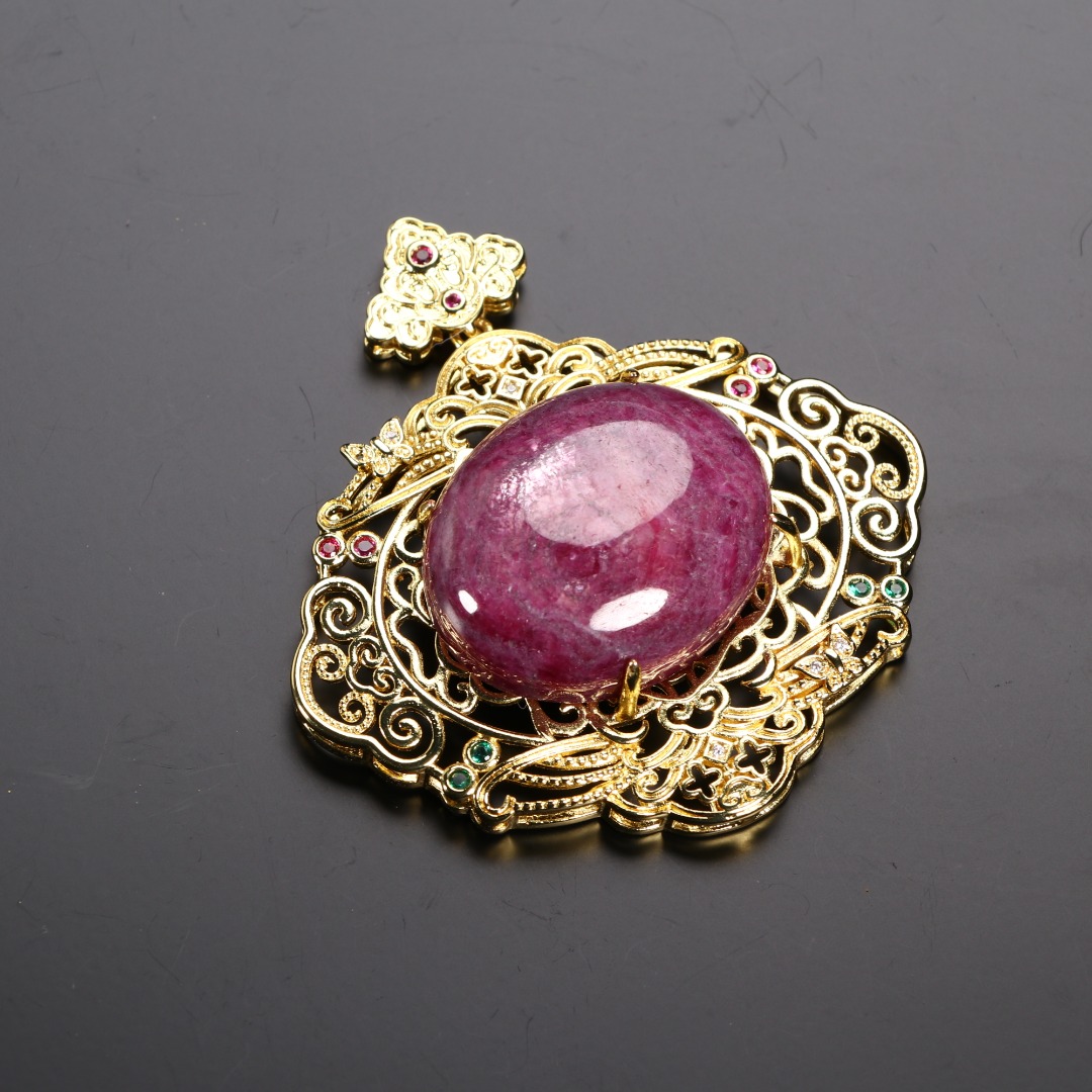 《博古文物》-鎏金嵌红宝石吊坠-Xx-250218