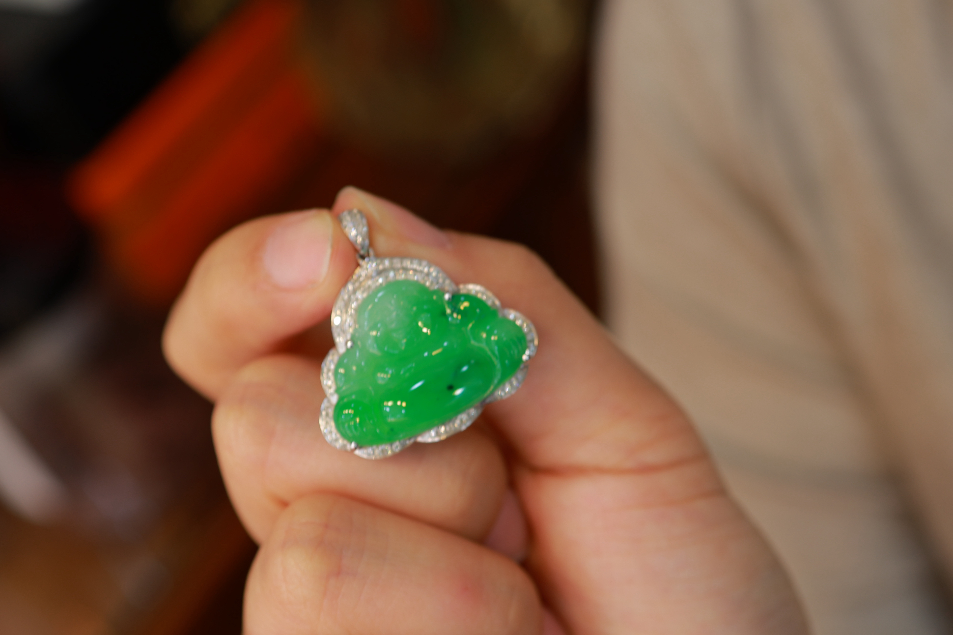 阳绿佛公 18k伴钻镶嵌