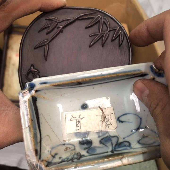 陶瓷孤品单件车里拍