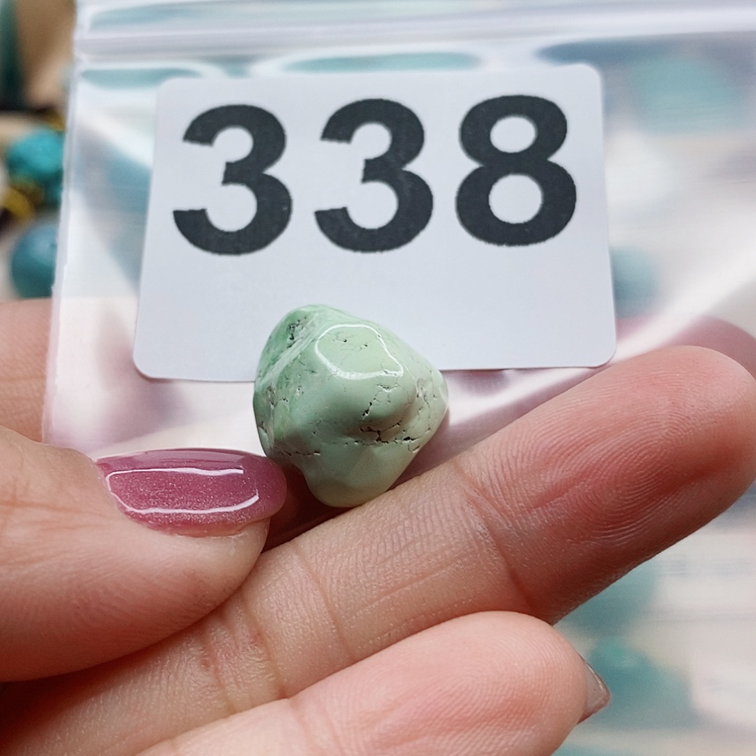 南红玛瑙颈饰未镶嵌