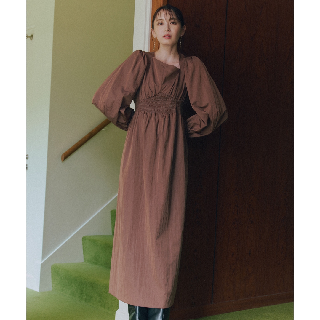 【Montendre】 秋季新款 C 纯色简约气质松紧打揽设计连衣裙