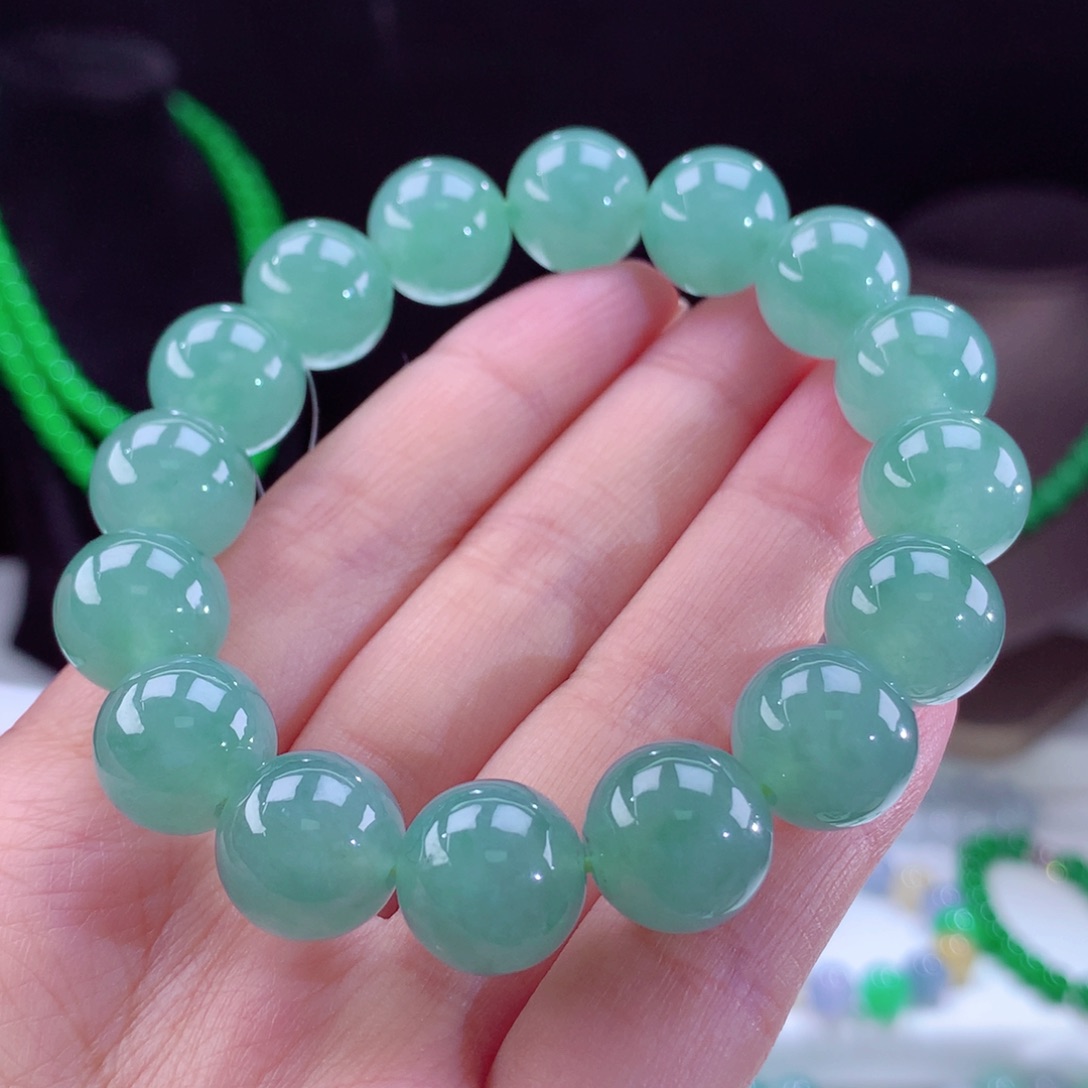 翡翠颈饰未镶嵌卡12.8mm