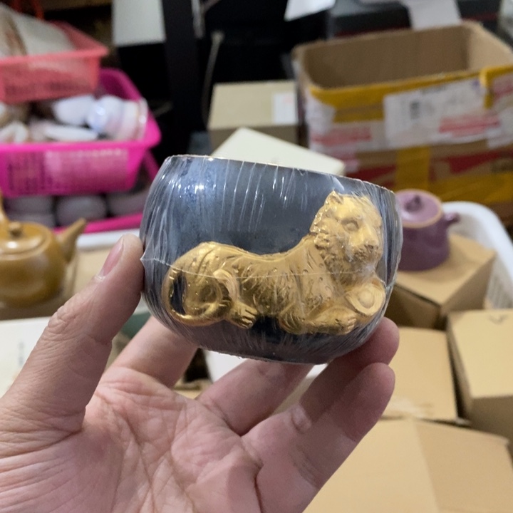 陶瓷艺术品及陶瓷壶