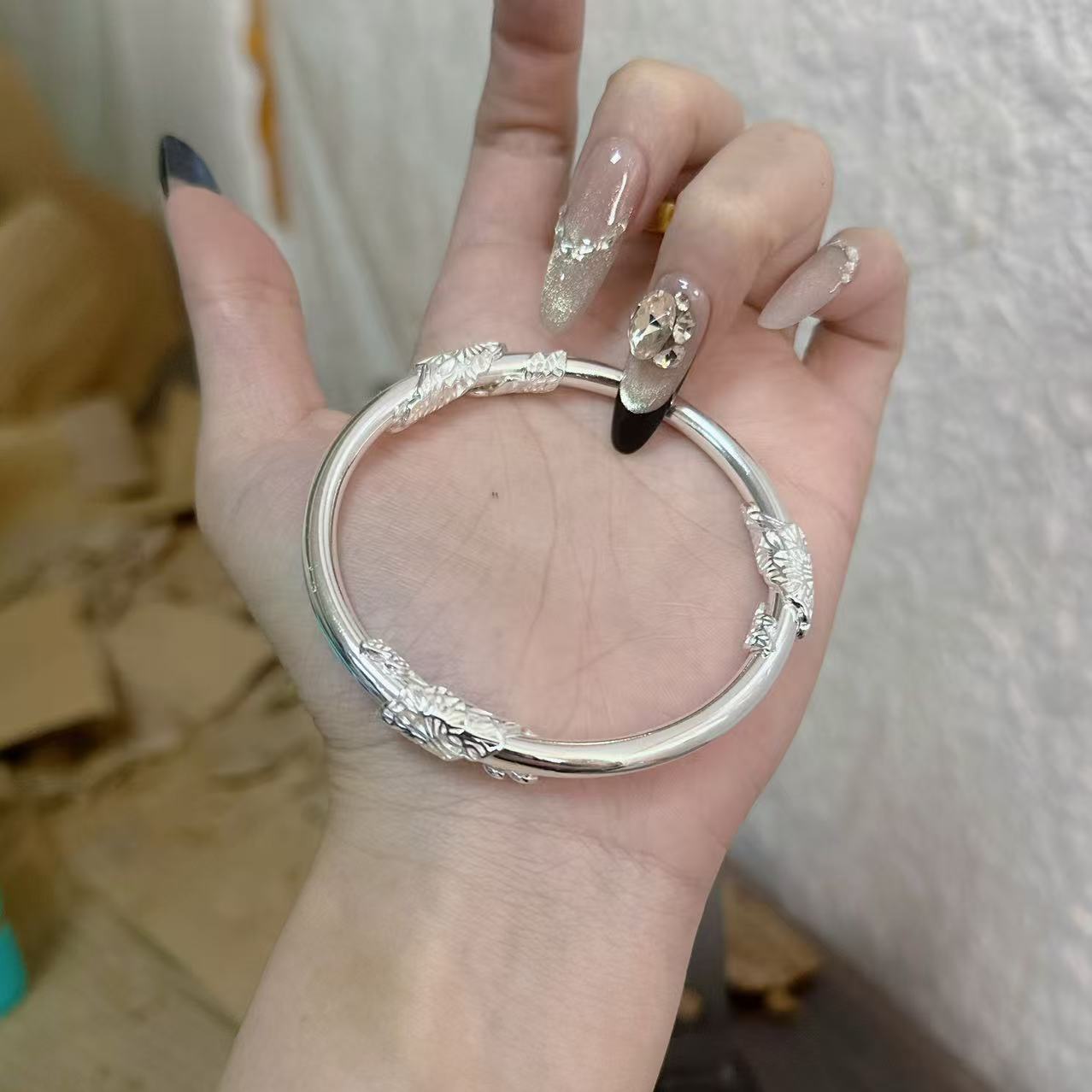 精品银手镯（无礼盒）S216