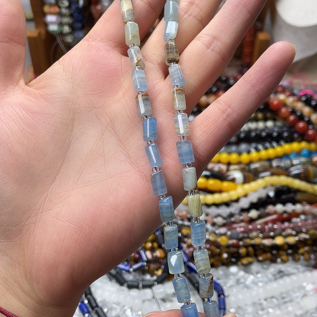 玛瑙/玉髓未镶嵌珠宝半成品6×10蓝方解柱子一条