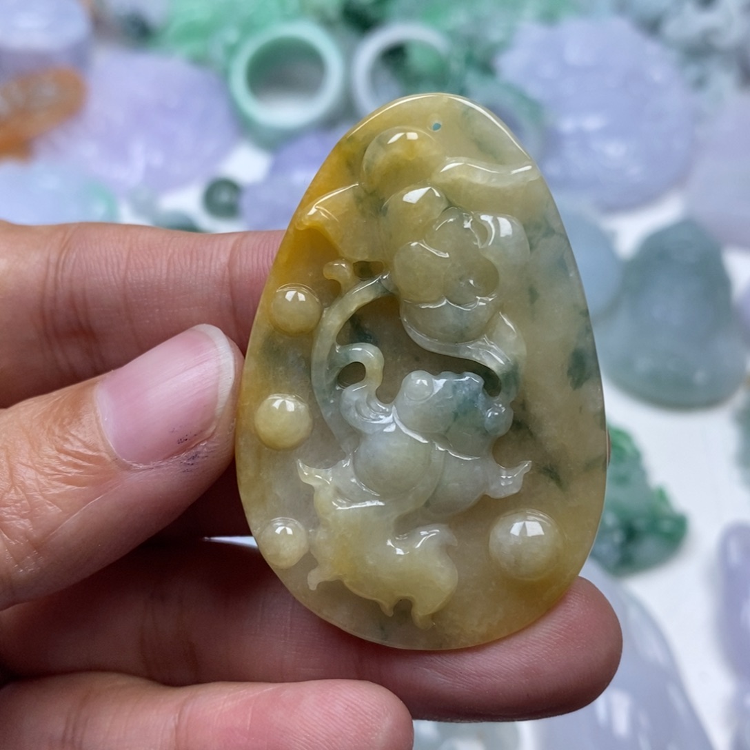 颈饰未镶嵌翡翠翡翠