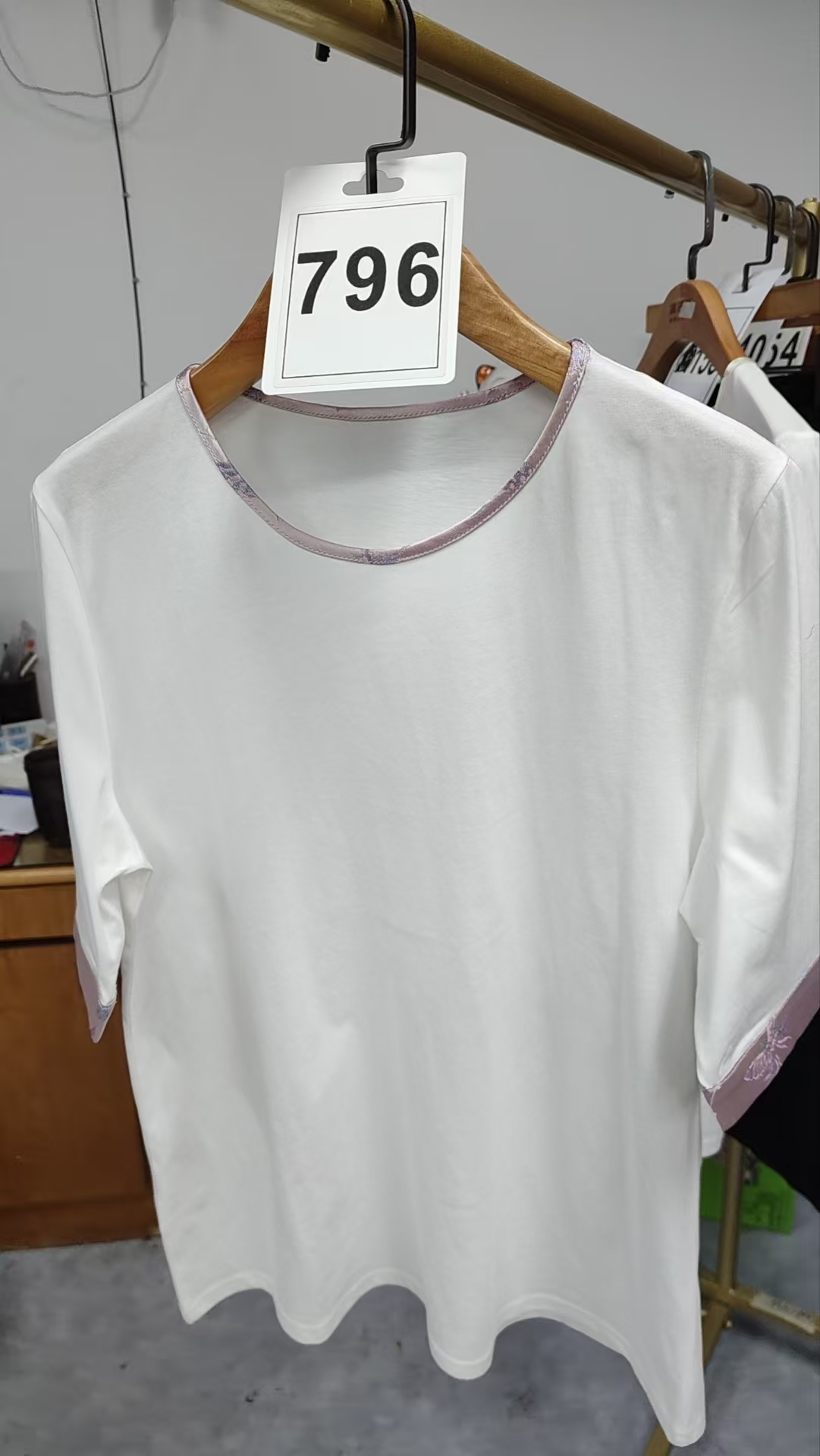 796-薄款时尚短款圆领常规款中老年女装