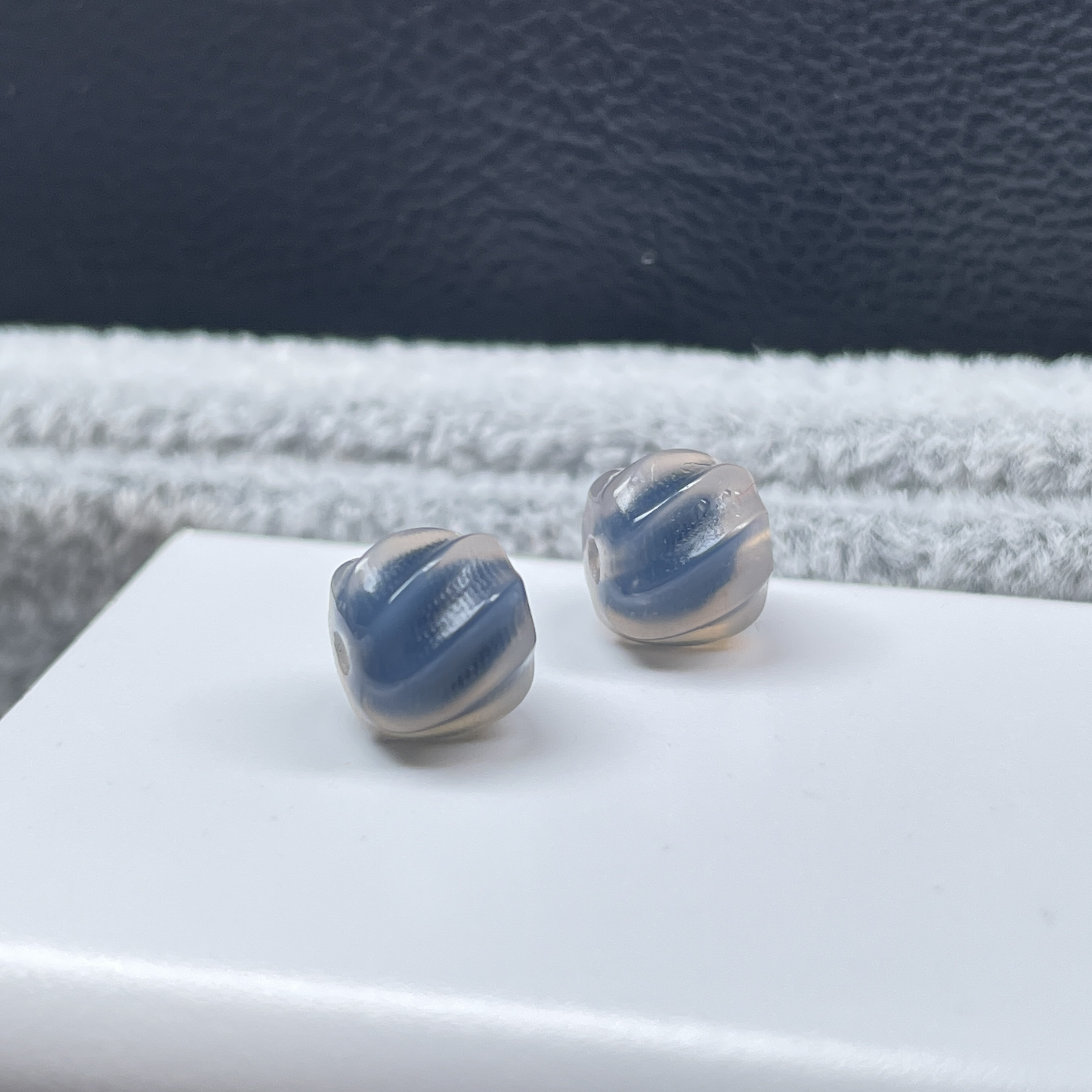 蓝沁带糖心扭扭珠，转运珠，尺寸7mm左右，搭配顶珠腰珠弟子珠