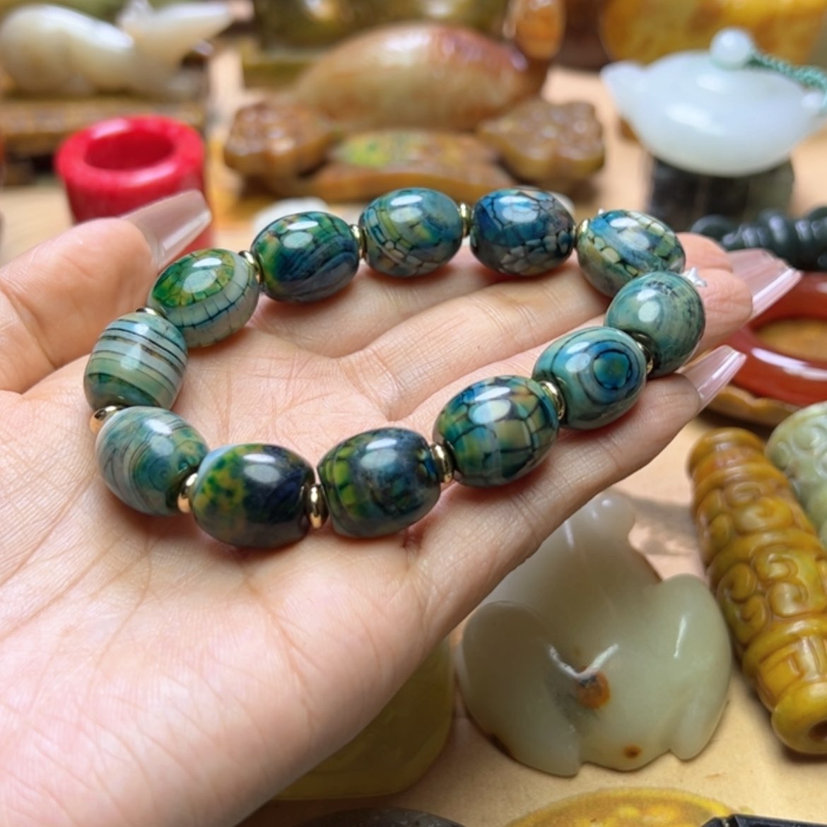 【闪购商品】蛇纹石玉颈饰未镶嵌