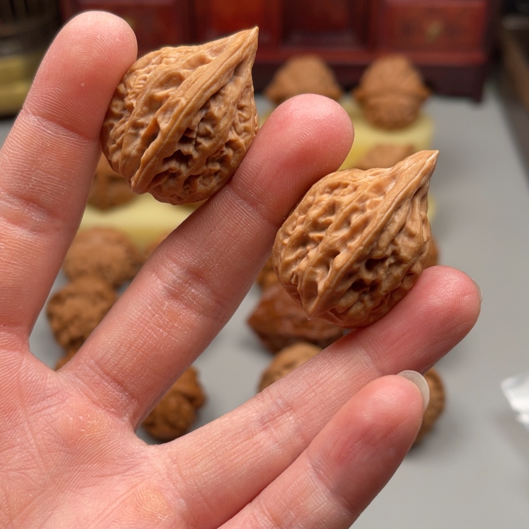 文玩核桃吊坠瓷瓶鸭嘴