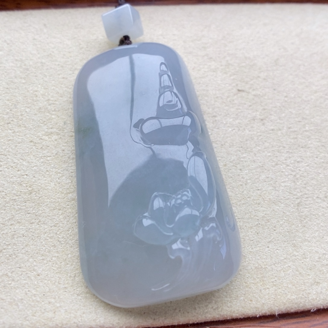 翡翠未镶嵌颈饰吊坠37