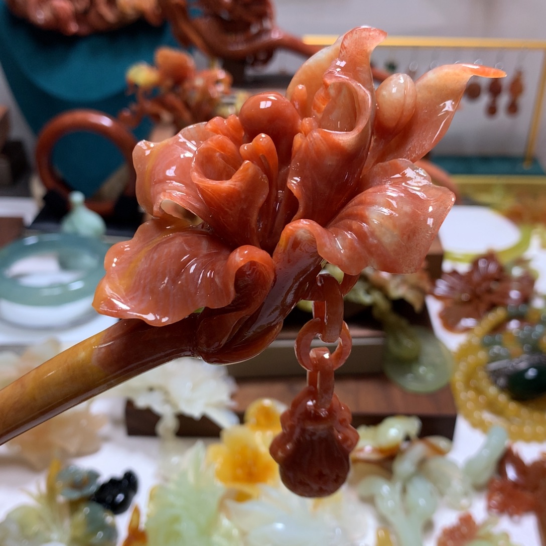 凤***颜蛇纹石玉合金发饰