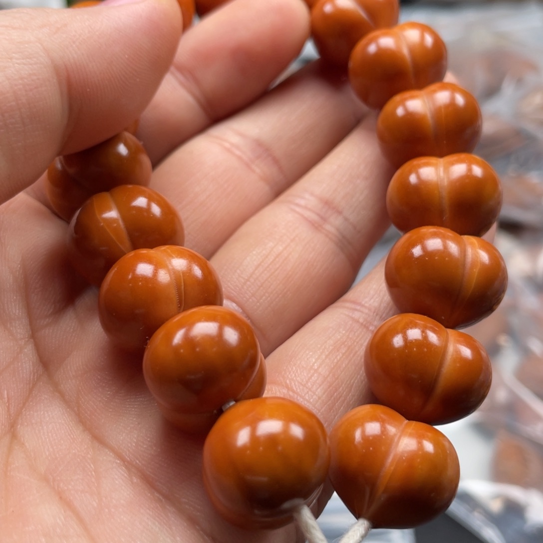 橄榄核吊坠猴头蛇尾