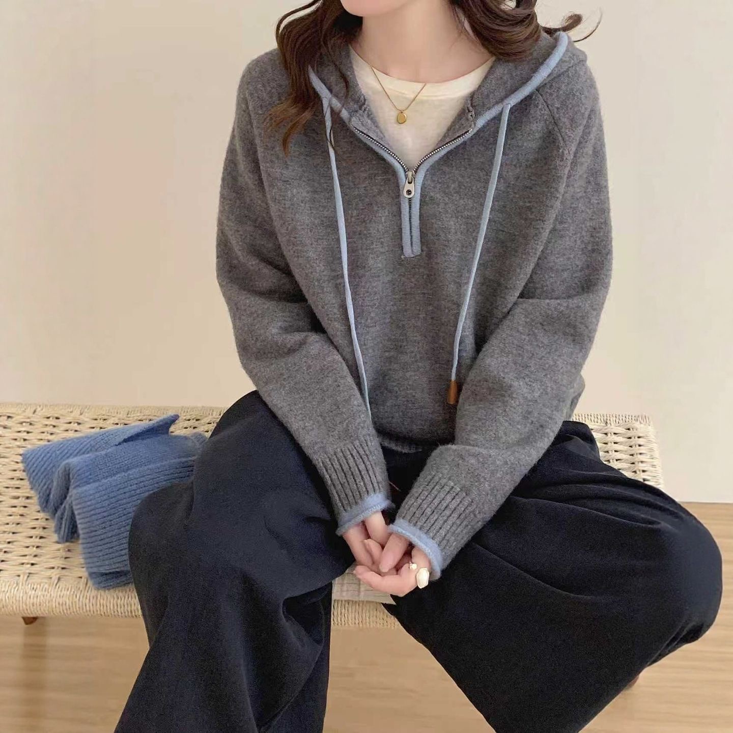 韩系学院风撞色半拉链连帽毛衣女秋冬宽松慵懒加厚内搭打底针织衫