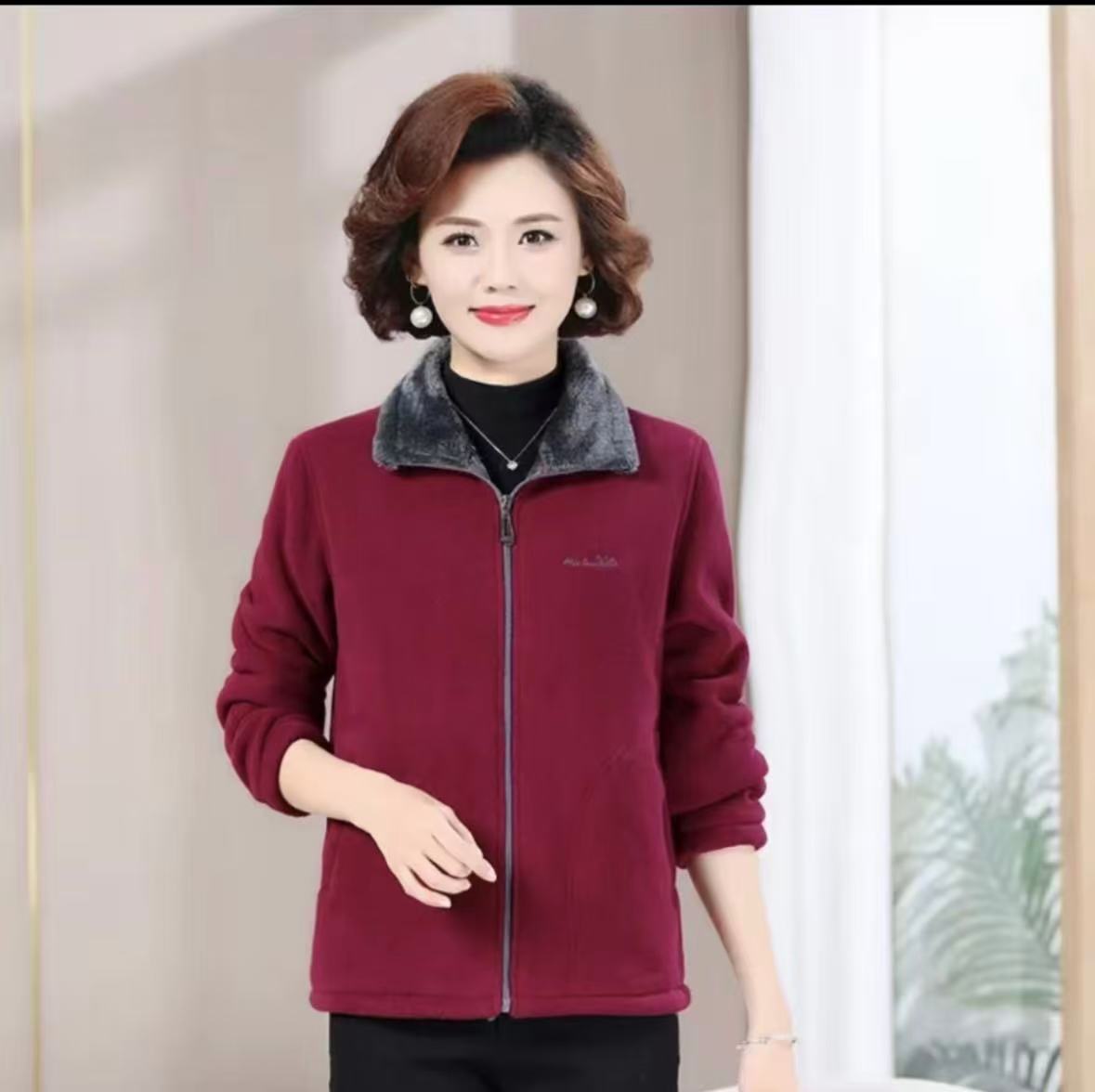 中年妈妈装秋冬摇粒绒加厚卫衣御寒保暖外套