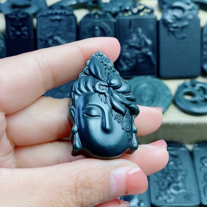 和田玉（青玉）未镶嵌颈饰