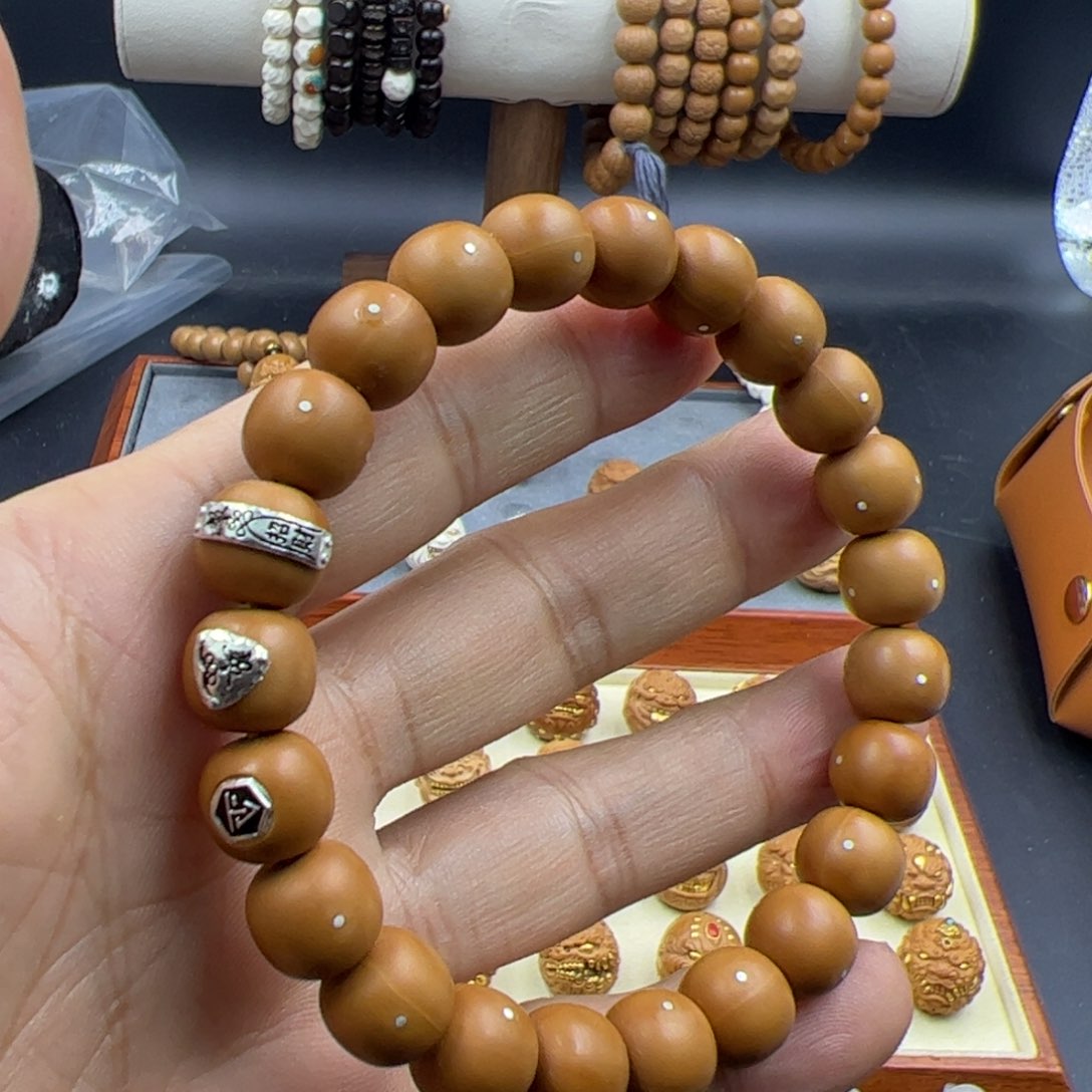 猴头核桃吊坠老型手串