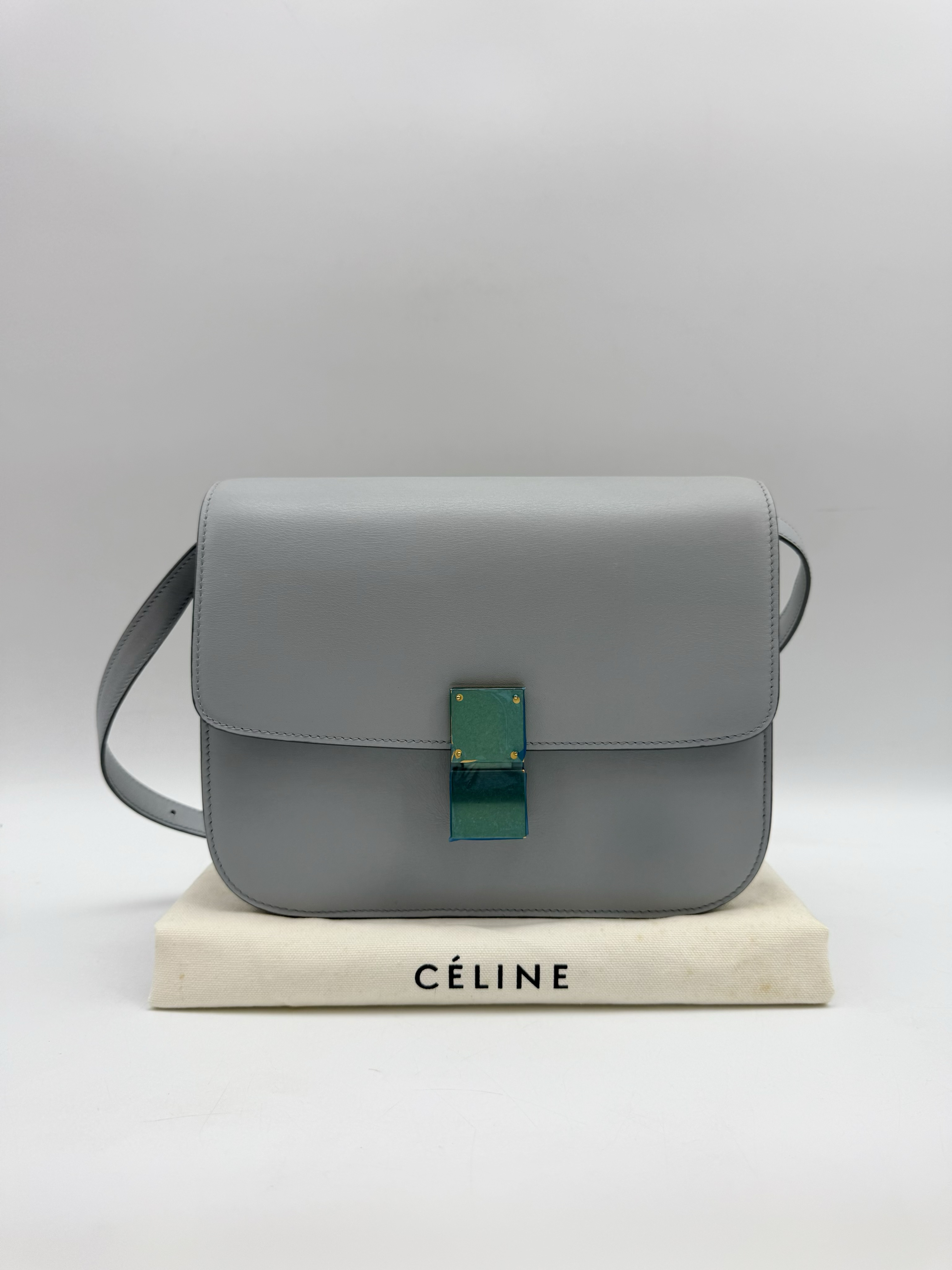 95新 Celine/思琳 Classic box中号单肩包66215