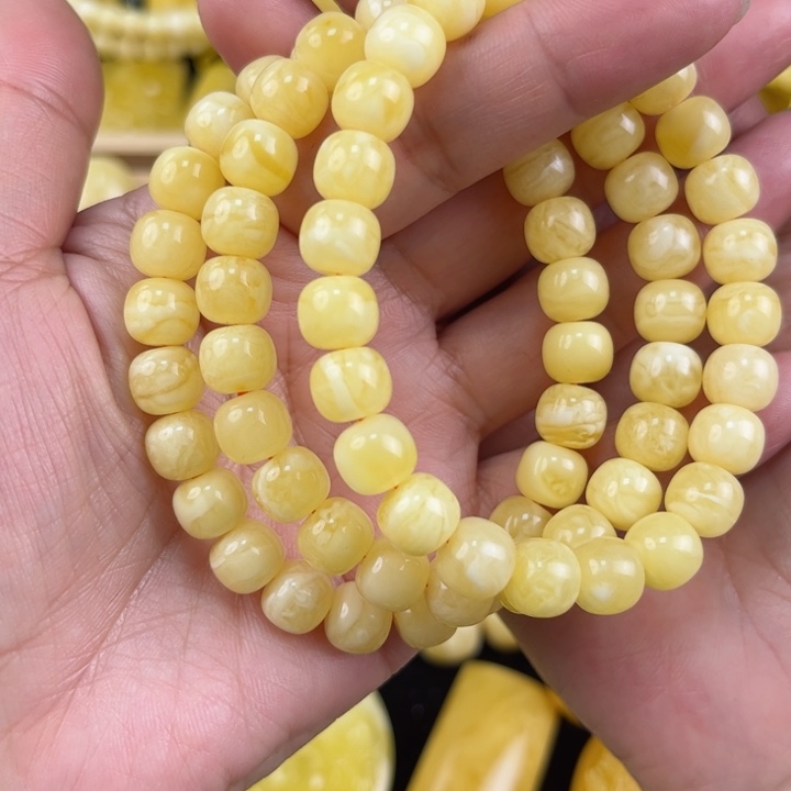 琥珀珠宝奇石未镶嵌琥珀，多样性发其一