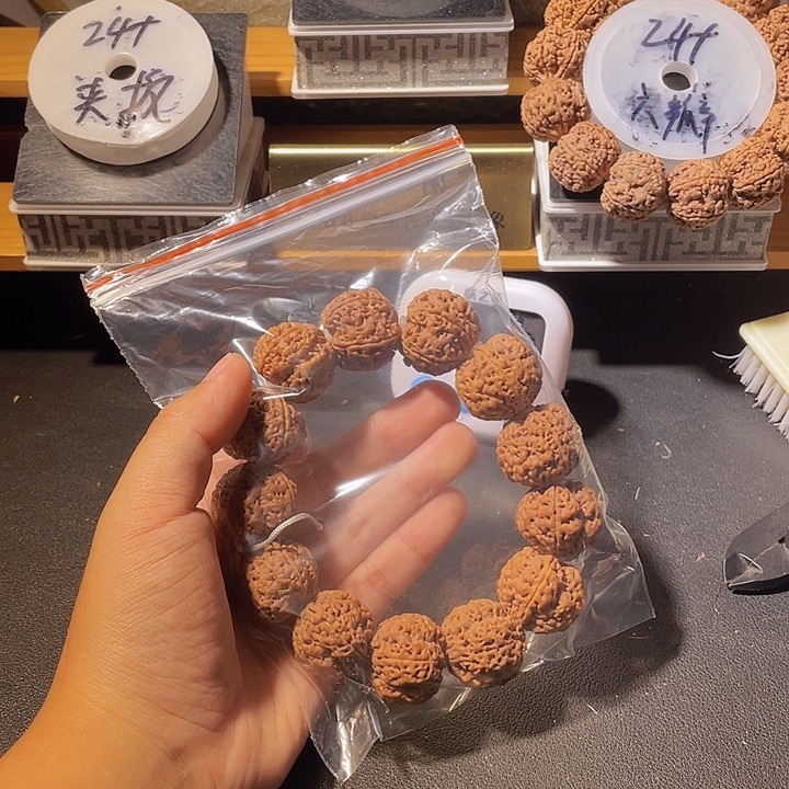 c***r金刚菩提手串金刚