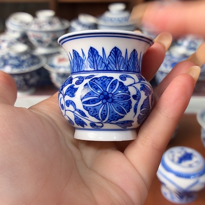 陶瓷，。                    