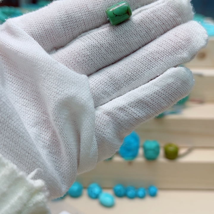 绿松石珠宝未镶嵌