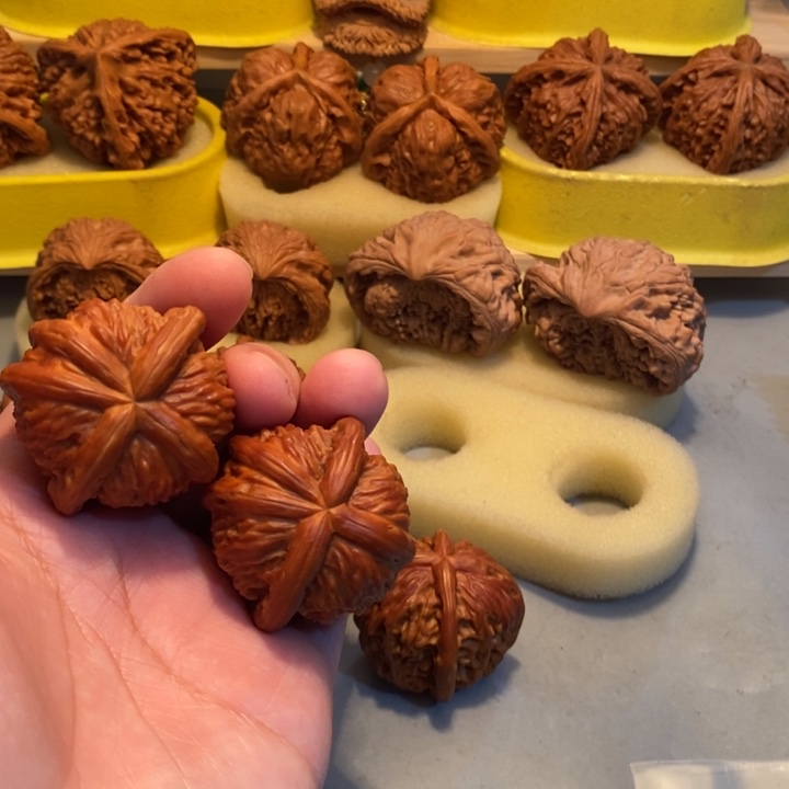 李***招文玩核桃吊坠uuujjjnn