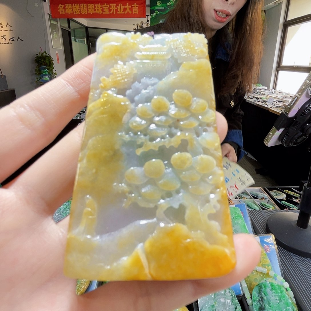 颈饰未镶嵌翡翠翡翠