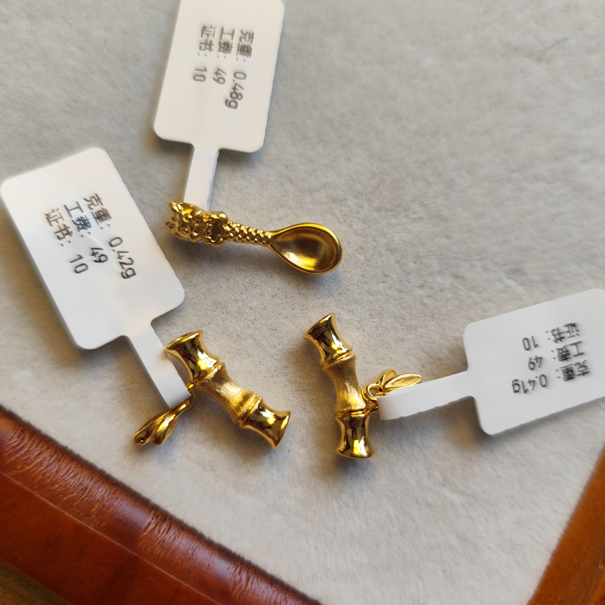 编号A10012足金999配件黄金饰品