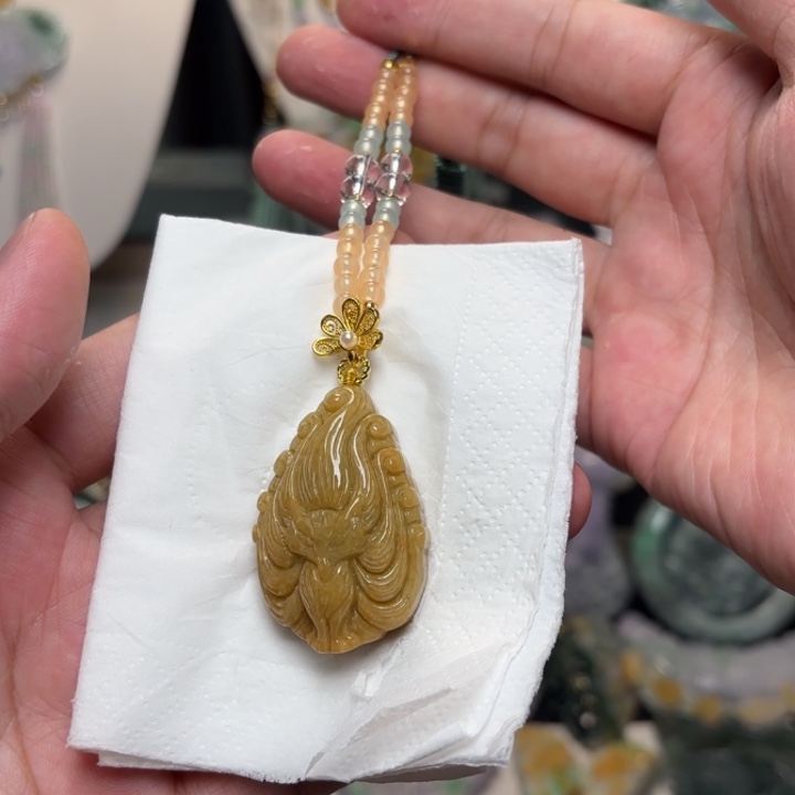颈饰未镶嵌翡翠吊坠