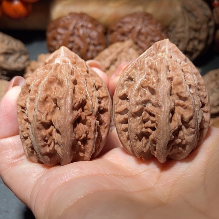 把件文玩核桃东北楸子小雪67