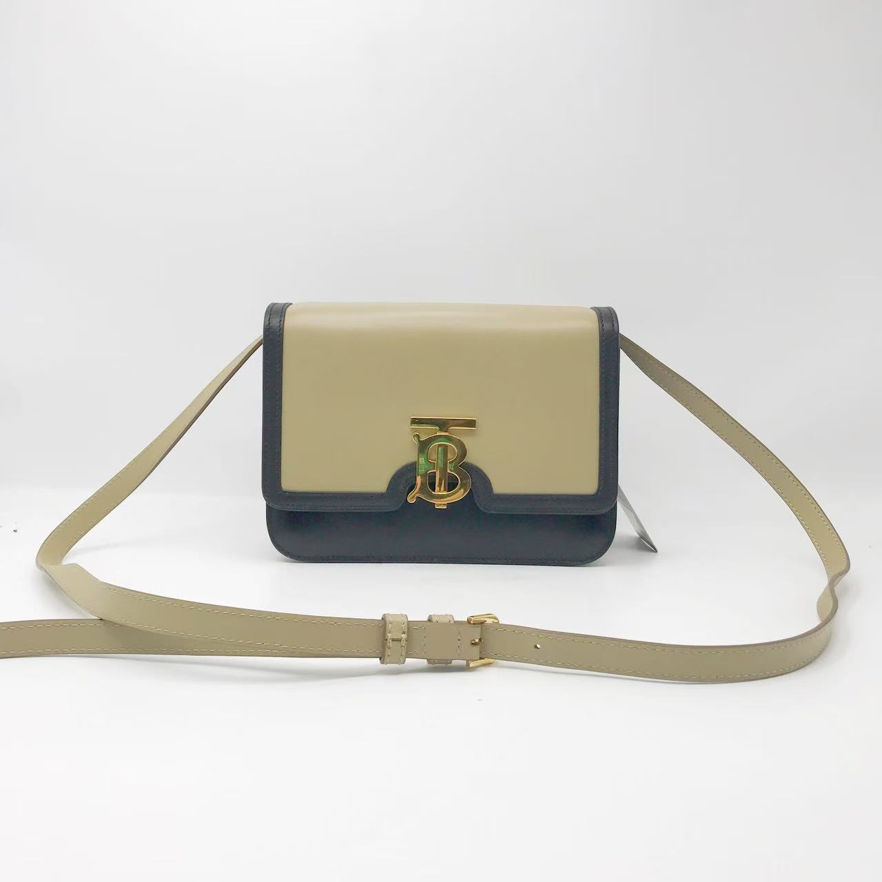 95新 BURBERRY/博柏利 洋诚二手 巴宝莉拼色斜挎包