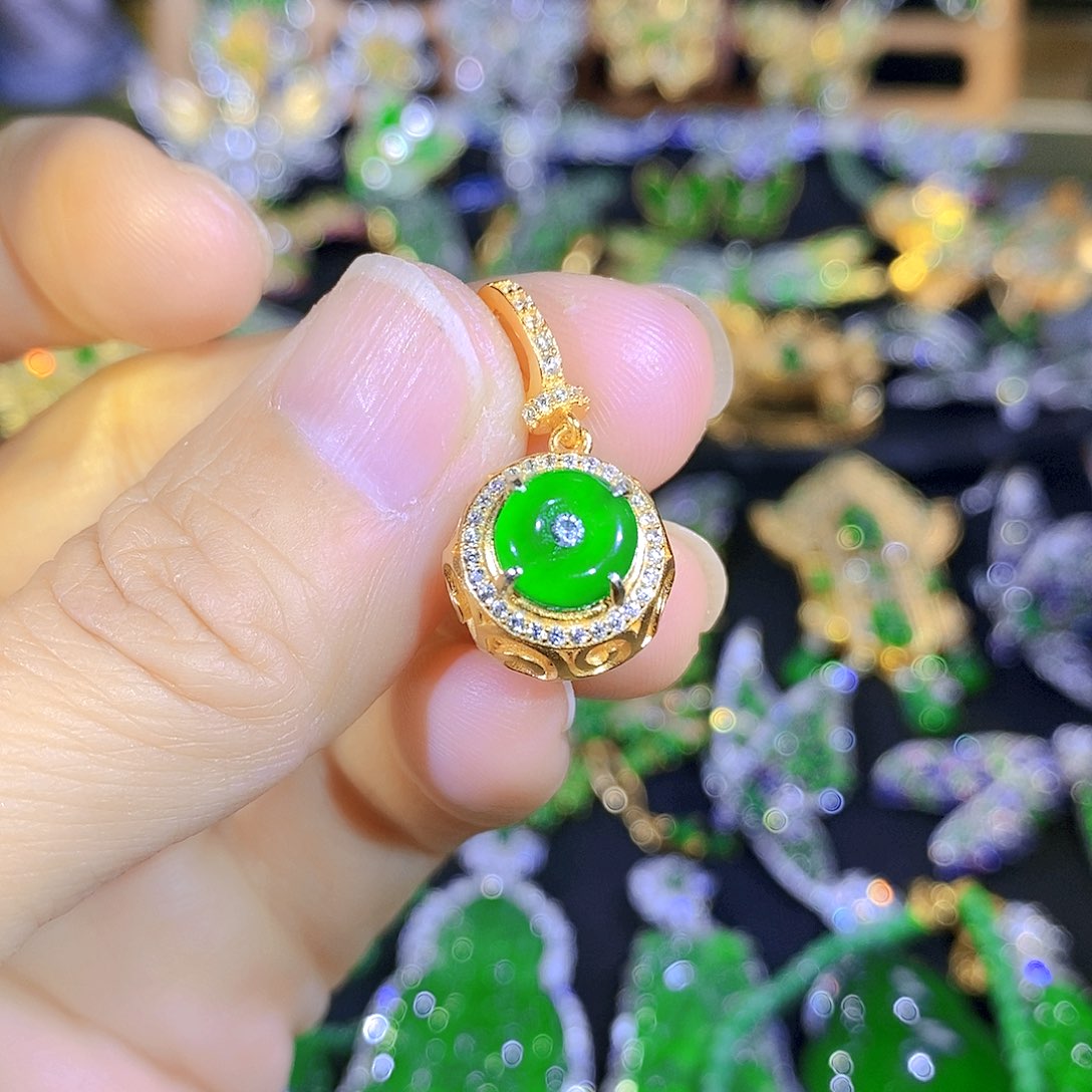 吊坠(不含链)银S925镶嵌翡翠