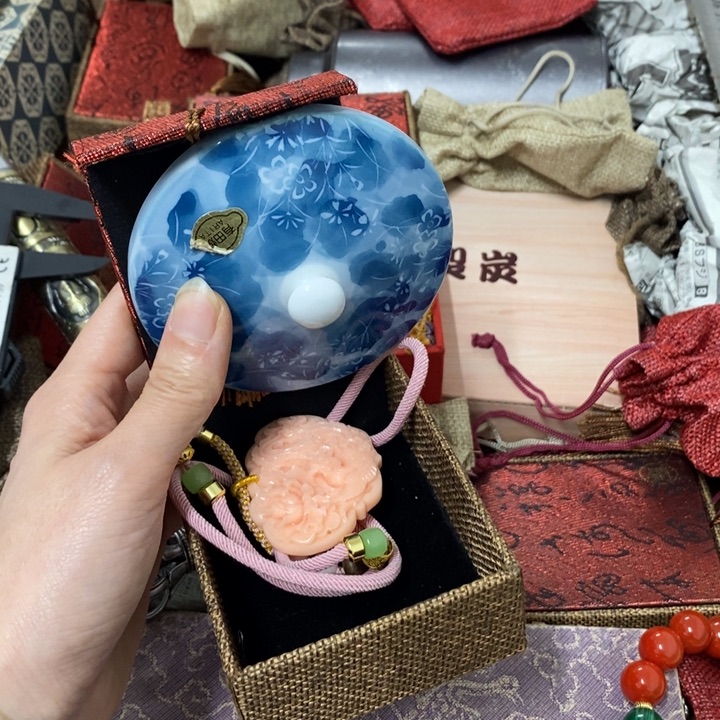 摆件中古工艺品一件