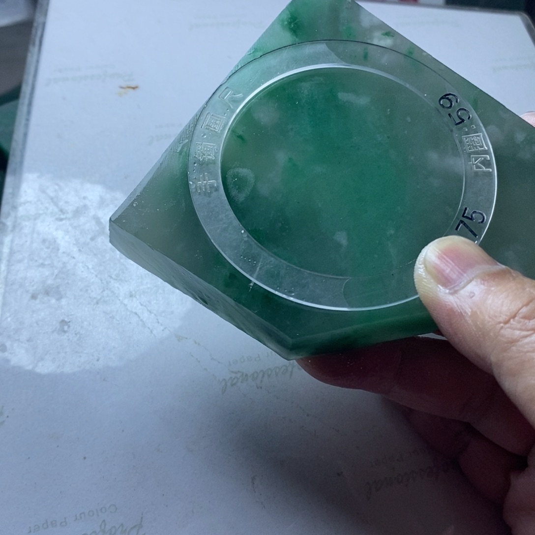 老***顾定制石英质玉（非洲翠）