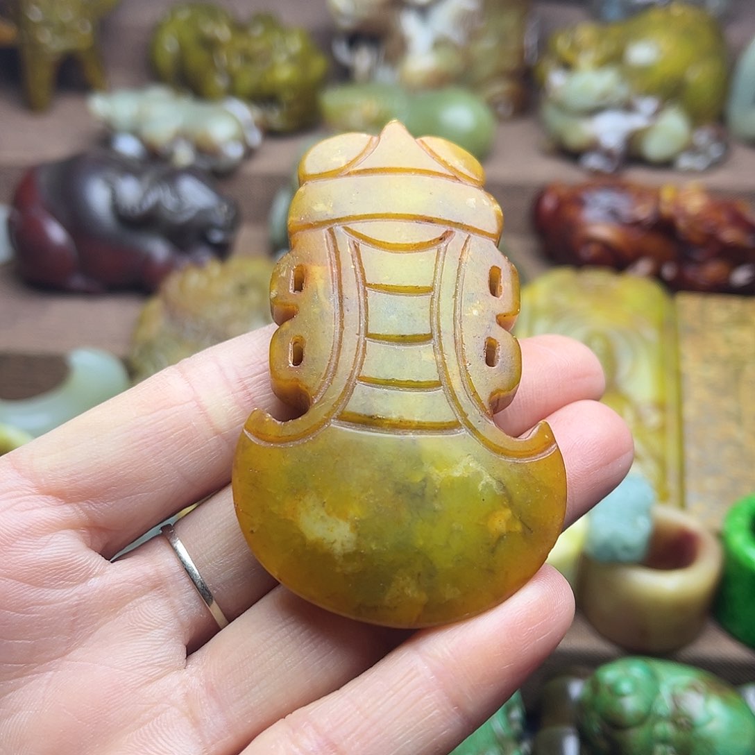 白玉菩提吊坠124。。