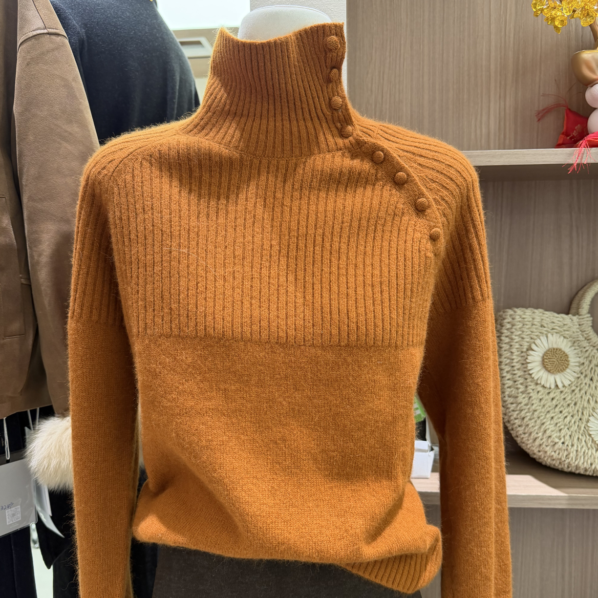 秋冬新款宽松高领套头绵羊毛针织衫