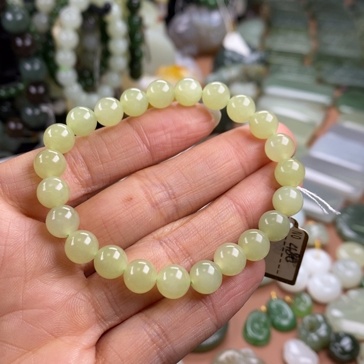 和田玉未镶嵌颈饰予