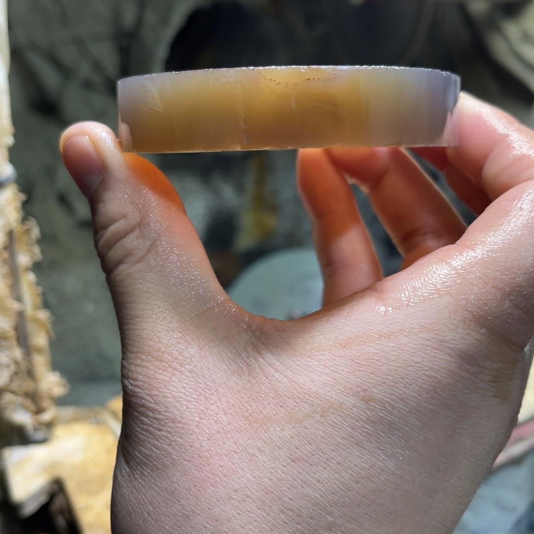 用***2定制玛瑙手镯工费