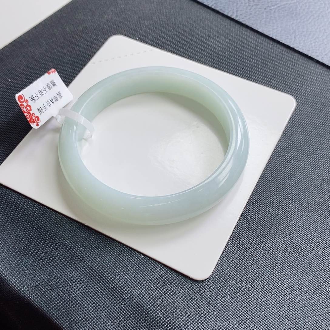 未镶嵌手镯翡翠59.6圈口