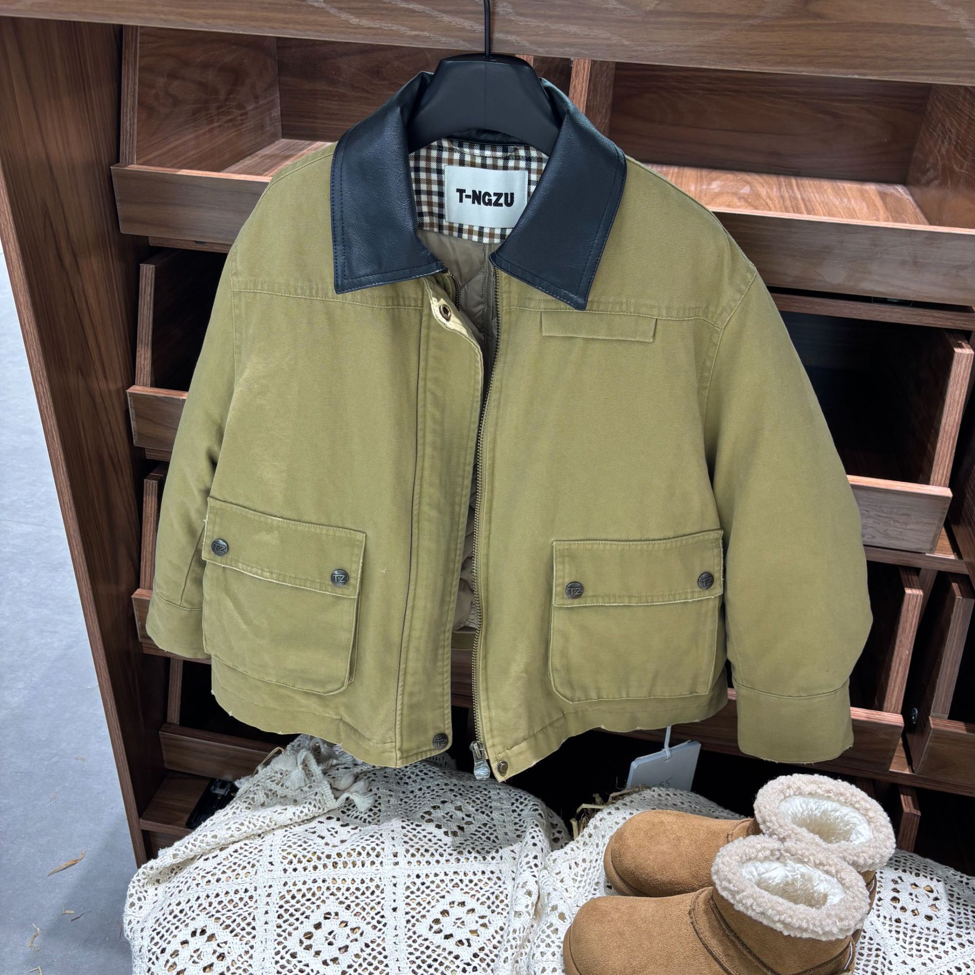 【2025秋冬韩款】90绒撞色翻领外套内胆可拆卸儿童羽绒服x0555