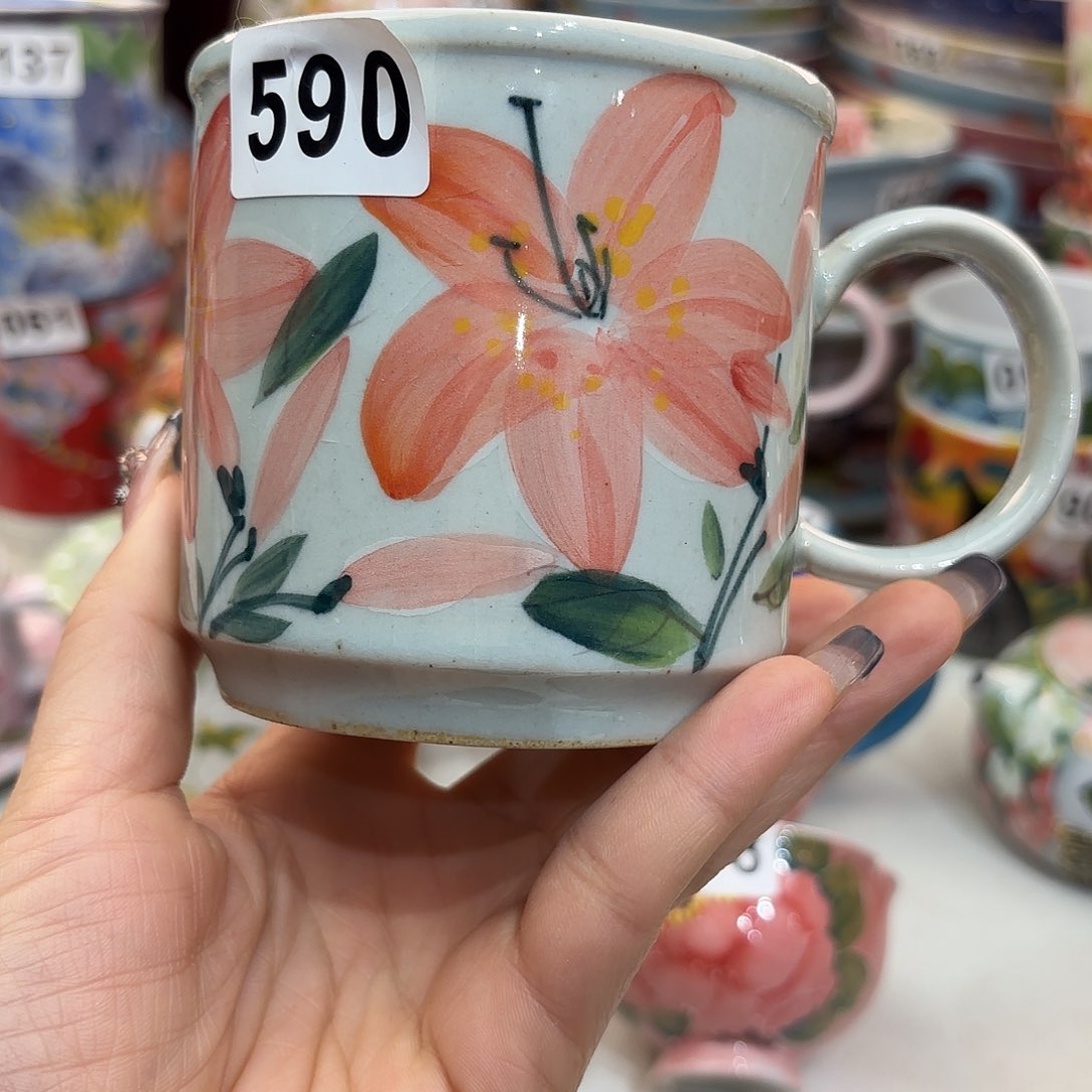 瓷片在这个充满生机又神秘之