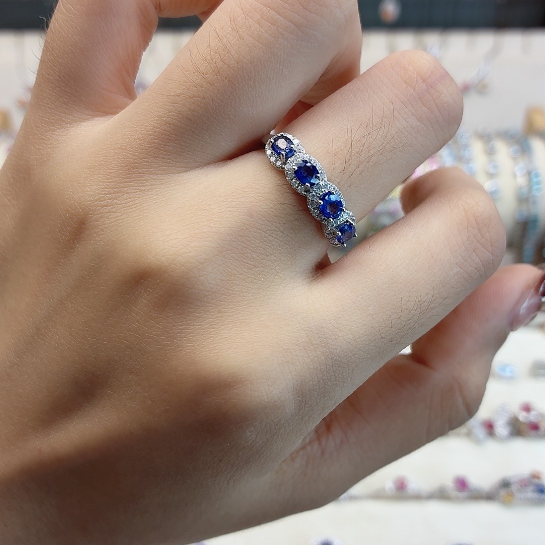 蓝宝石戒指银S925镶嵌